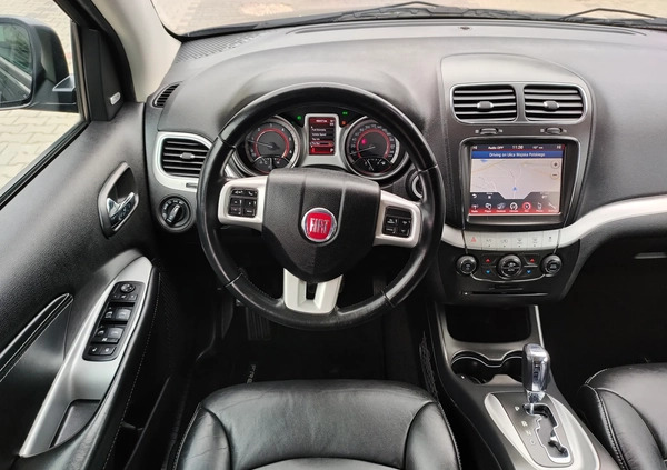 Fiat Freemont cena 44900 przebieg: 159800, rok produkcji 2012 z Staszów małe 742